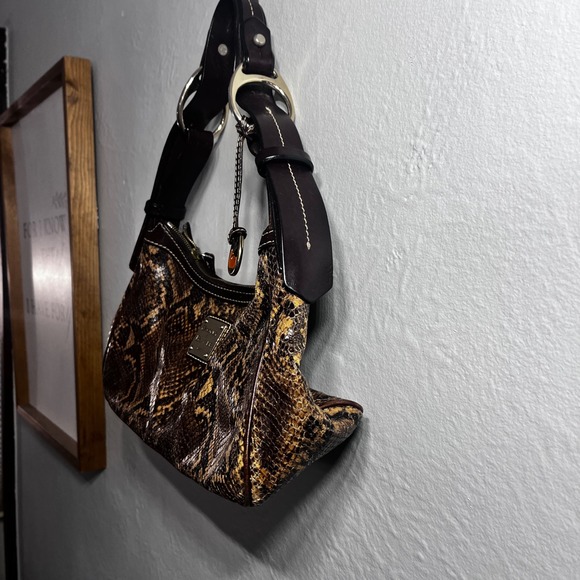 Dooney & Bourke Snakeskin Leather Y2K Shoulder Bag Purse Hobo Brown Tan - Picture 2 of 8
